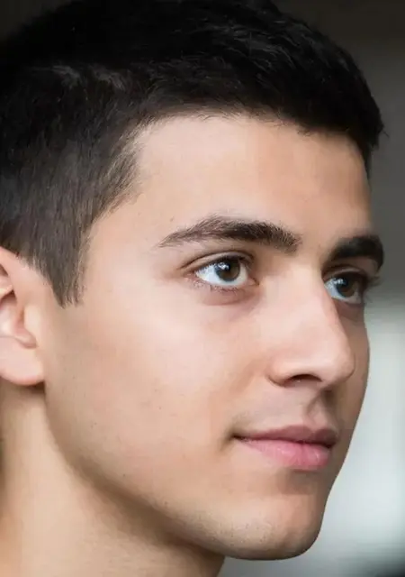 Михаил из Бийска, мне 21, познакомлюсь на одну ночь