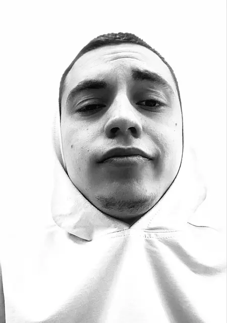 Я Даниил, 20, знакомлюсь без обязательств в Санкт-Петербурге