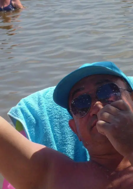 Elvis из Омска, мне 54, познакомлюсь на одну ночь