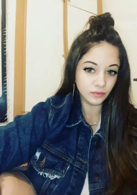 Я Miss Scoorpionne, 23, из Афин, ищу знакомство для постоянных отношений