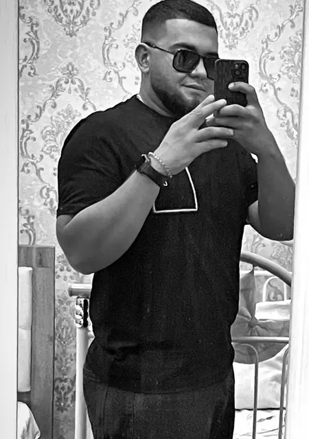 Я Мурат, 25, знакомлюсь на одну ночь в Екатеринбурге