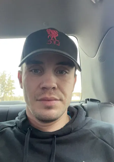 Дмитрий из Красноярска, ищу на сайте знакомства на одну ночь