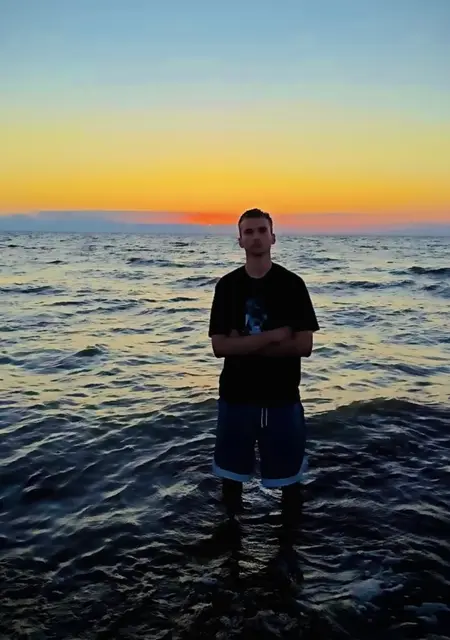 Я Кирилл, 19, знакомлюсь для приятного времяпровождения в Клине