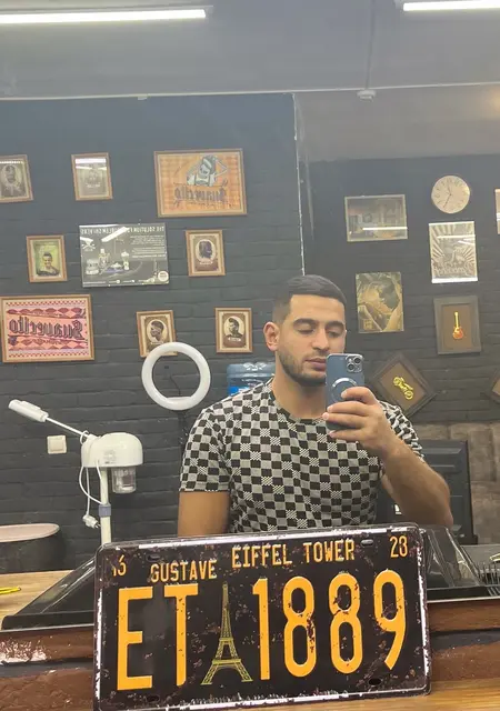 Артур из Иванова, мне 29, познакомлюсь для общения