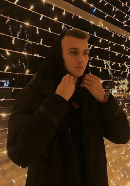 Я Денис, 26, из Москвы, ищу знакомство для совместных путешествий