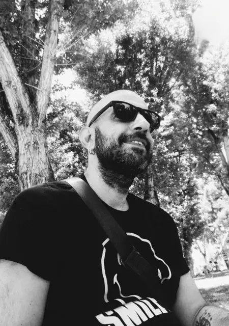 Gia-Batsous из Афин