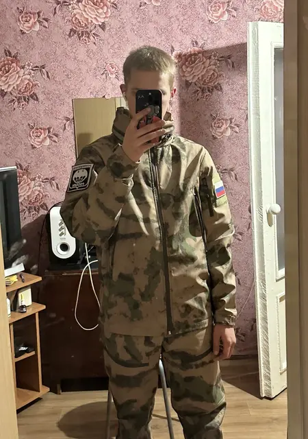 Я Никита, 21, из Ростова-на-Дону, ищу знакомства без обязательств