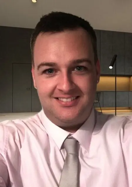 Chris из Лондона, мне 36, познакомлюсь