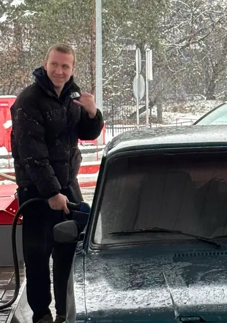 Я Степан, 18, знакомлюсь без обязательств в Владимире