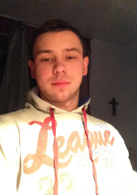 Я Алексей, 25, знакомлюсь на одну ночь в Кемерово