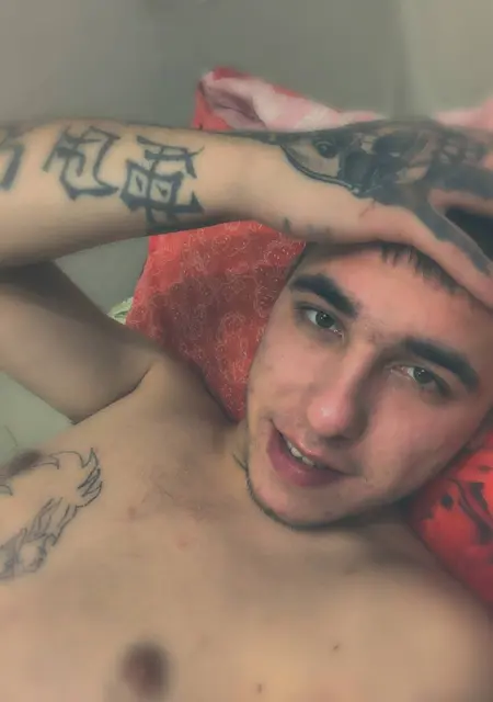 Max из Тюмени, мне 23, познакомлюсь для общения