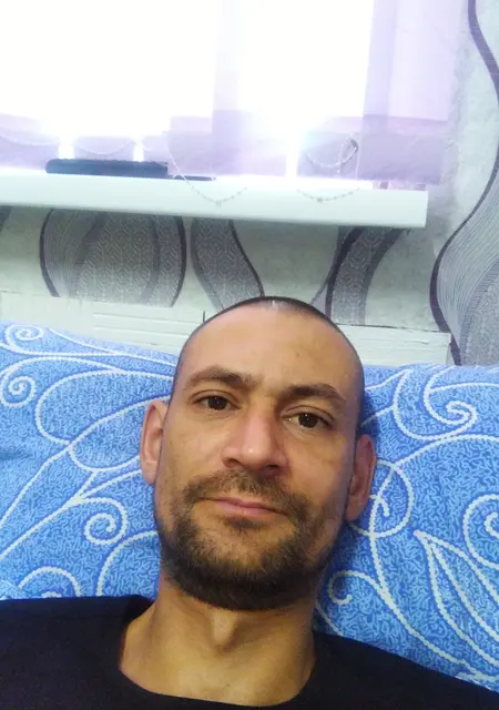 Иван из Якутска, ищу на сайте знакомства на одну ночь