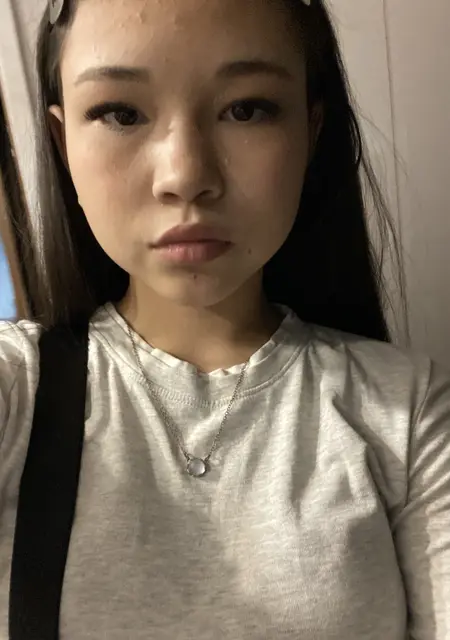 Я Фаина, 19, из Абакана, ищу знакомства без обязательств