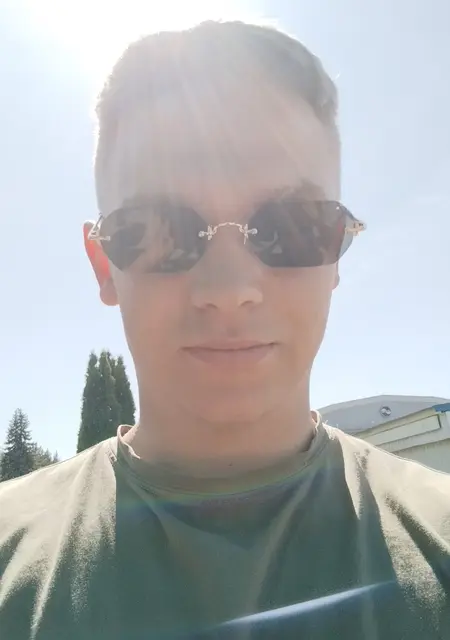 Я Данил, 22, знакомлюсь без обязательств в Ижевске