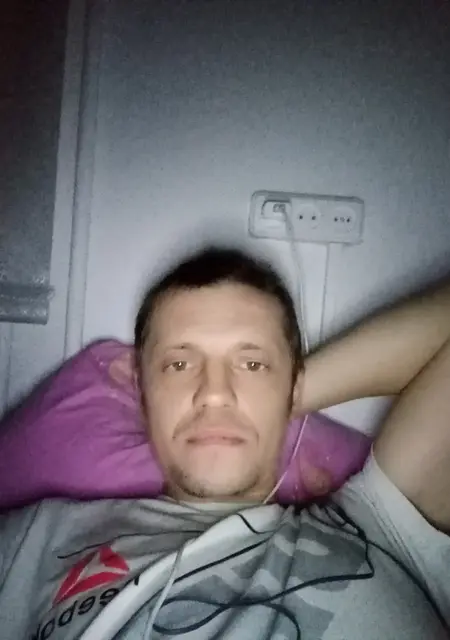 Паша из Магадана, мне 40, познакомлюсь на одну ночь