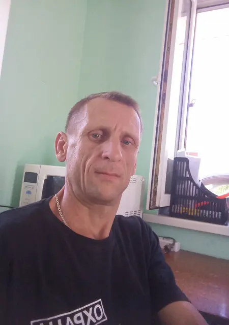 Евген из Феодосии, мне 44, познакомлюсь на одну ночь