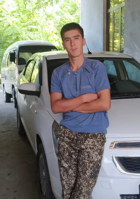 Ваня из Керчи, ищу на сайте знакомства на одну ночь