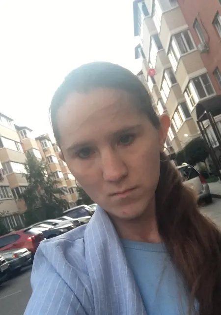 Я Александра, 19, из Москвы, ищу знакомства на одну ночь