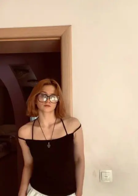 Карина из Йошкар-Олы, ищу на сайте постоянные отношения
