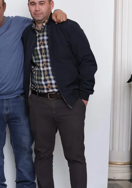 Я Артур, 41, знакомлюсь для постоянных отношений в Ростове-на-Дону