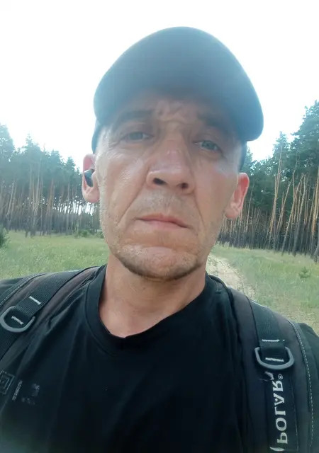 Евгений из Воронежа, ищу на сайте открытые отношения