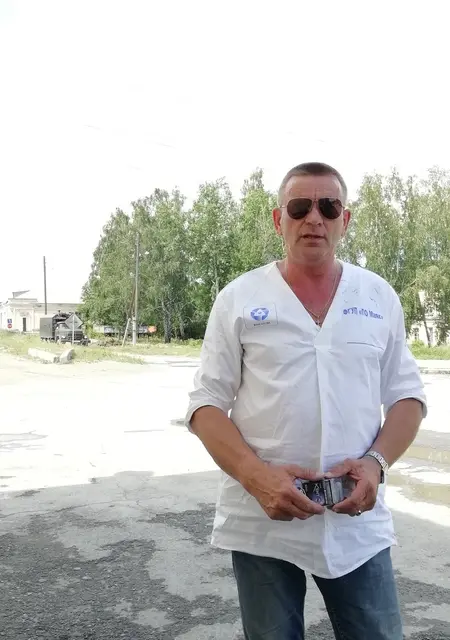 Евгений из Озерска, ищу на сайте знакомства на одну ночь