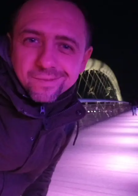 Игорь из Хмельницкого, ищу на сайте знакомства на одну ночь