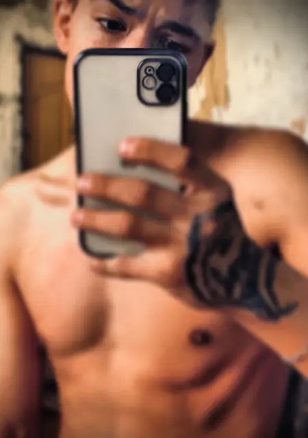 Я Artem, 23, из Комсомольска-на-Амуре, ищу знакомство для постоянных отношений