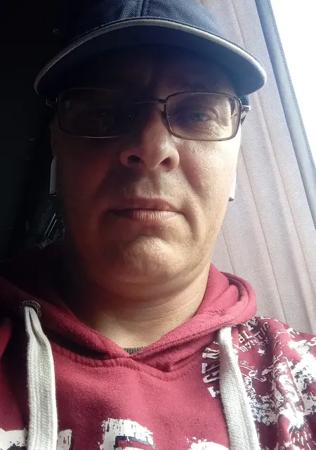 Сергей из Николаева, ищу на сайте знакомства на одну ночь