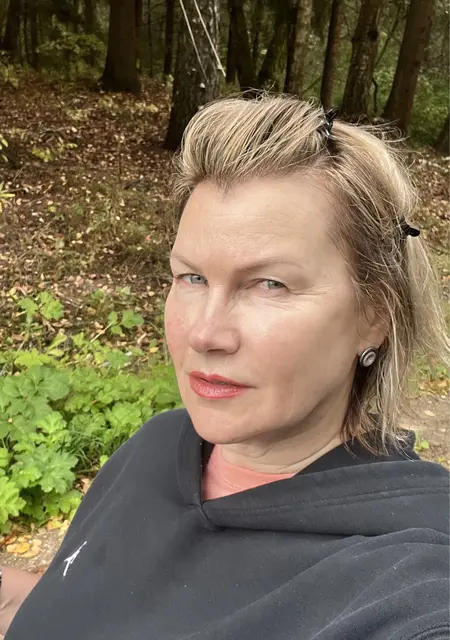 Анна из Самары, мне 43, познакомлюсь для приятного времяпровождения