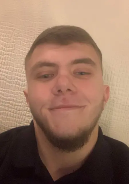 Алексей из Домодедова, мне 25, познакомлюсь для постоянных отношений