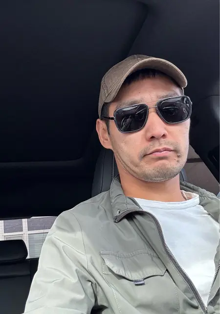 Я Геннадьевич, 33, знакомлюсь для общения в Элисте