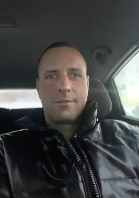 Я Коля, 40, знакомлюсь для приятного времяпровождения в Нижневартовске