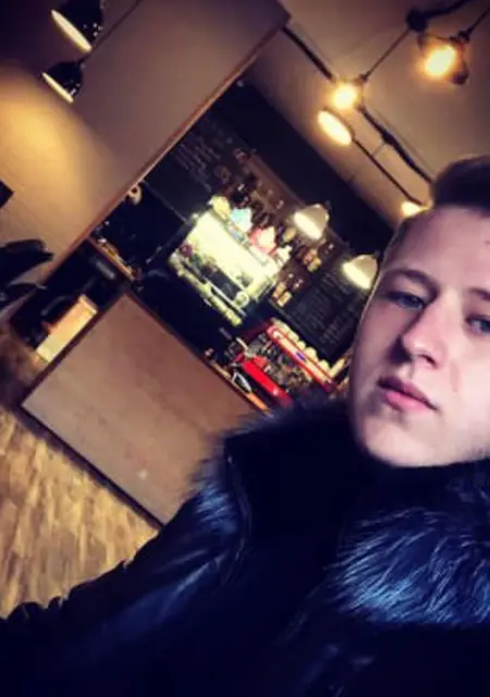 Веталя из Лангепаса, мне 27, познакомлюсь для общения