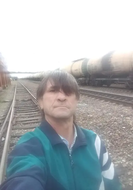 Я Юрий, 57, из Владивостока, ищу знакомство для общения