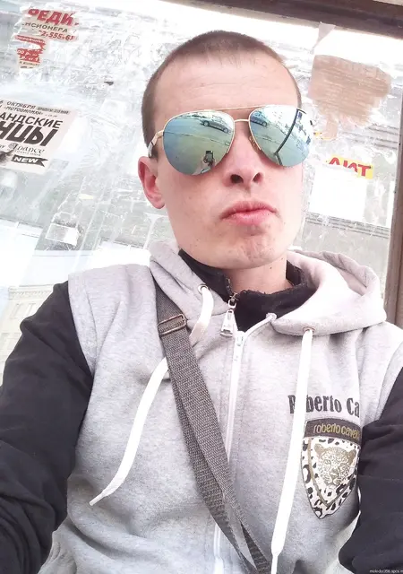 Артём из Миллерова, мне 38, познакомлюсь для вирта