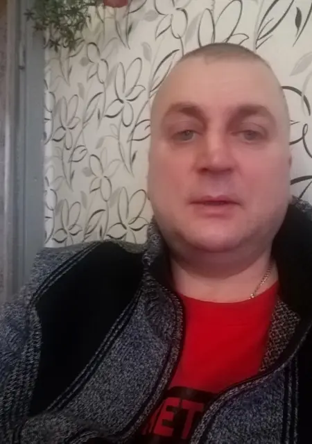 Я Алл, 25, из Воркуты, ищу знакомства на одну ночь