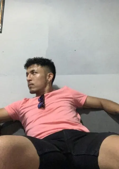 Augusto из Мадрида, мне 24, познакомлюсь