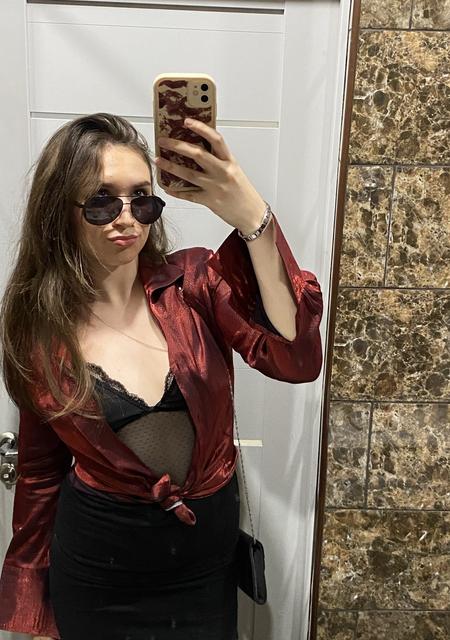 Я Камила, 19, из Ижевска, ищу знакомство для дружбы