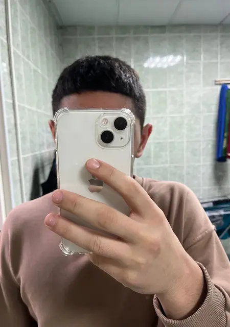 Я Миша, 19, знакомлюсь на одну ночь в Новокузнецке