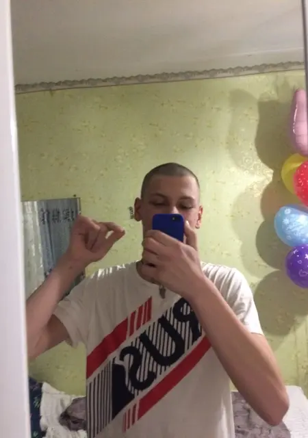 Данил из Чусового, ищу на сайте знакомства на одну ночь