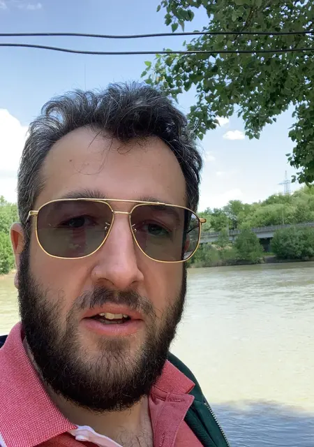 Dav из Майкопа, мне 38, познакомлюсь на одну ночь