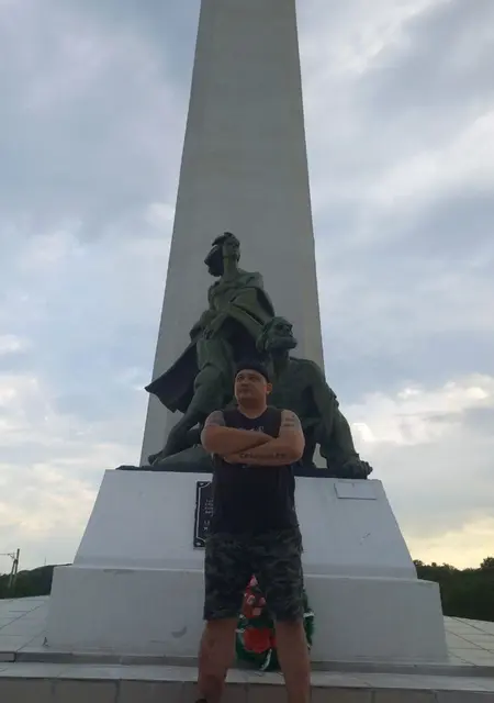 Я Анатолий, 47, знакомлюсь для вирта в Владивостоке