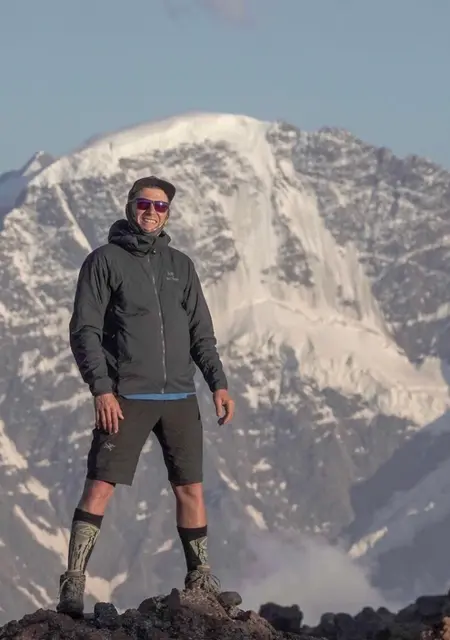 Я Эльдар, 39, знакомлюсь на одну ночь в Караганде