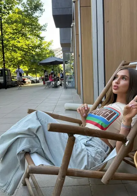 Лена из Москвы, мне 25, познакомлюсь для постоянных отношений