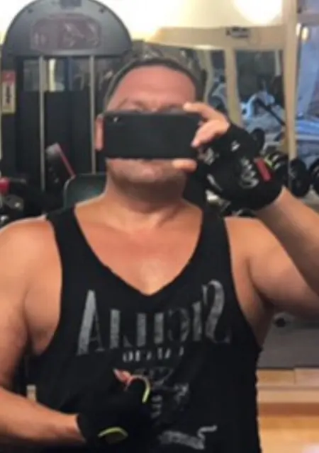 Я Руслан, 39, из Стерлитамака, ищу знакомство для открытые отношения