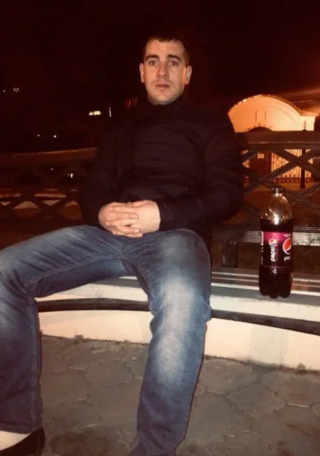 Я Laz, 31, из Тобольска, ищу знакомство для постоянных отношений