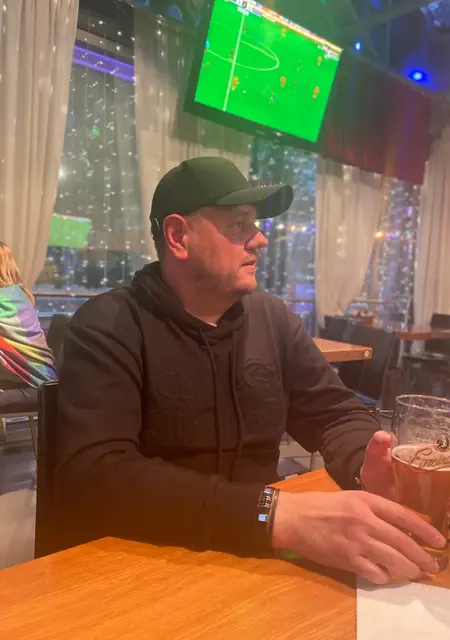 Дмитрий из Норильска, мне 45, познакомлюсь для открытые отношения