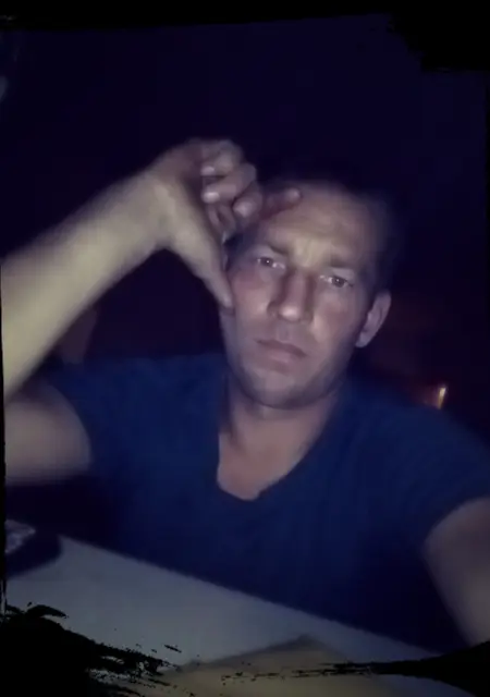 Александр из Канска, мне 40, познакомлюсь без обязательств