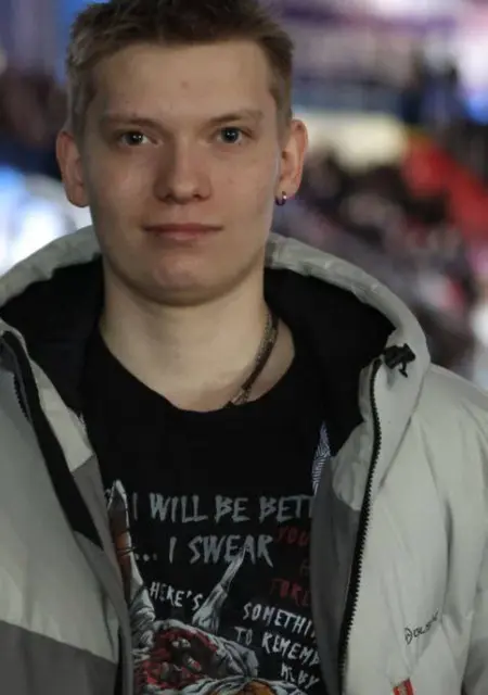 Сеня из Хабаровска, ищу на сайте знакомства на одну ночь